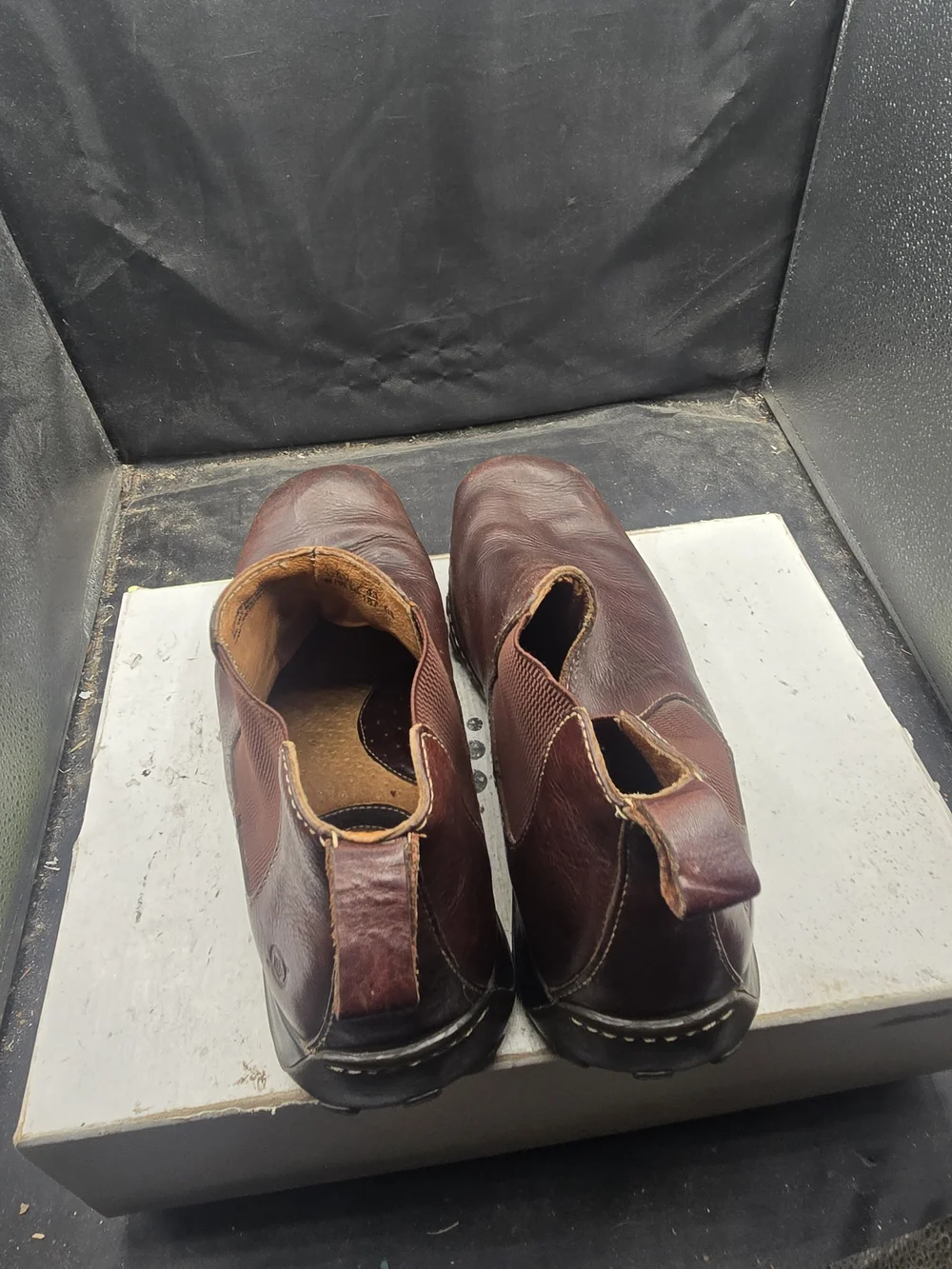 Born Men's Chukka Boots in Dark Brown Leather